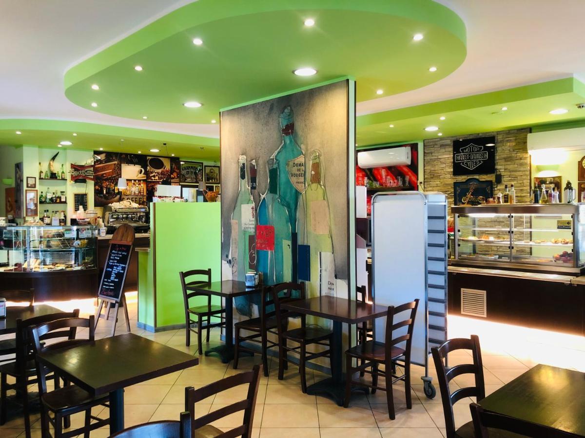 רקאנטי Hotel Softwood מראה חיצוני תמונה